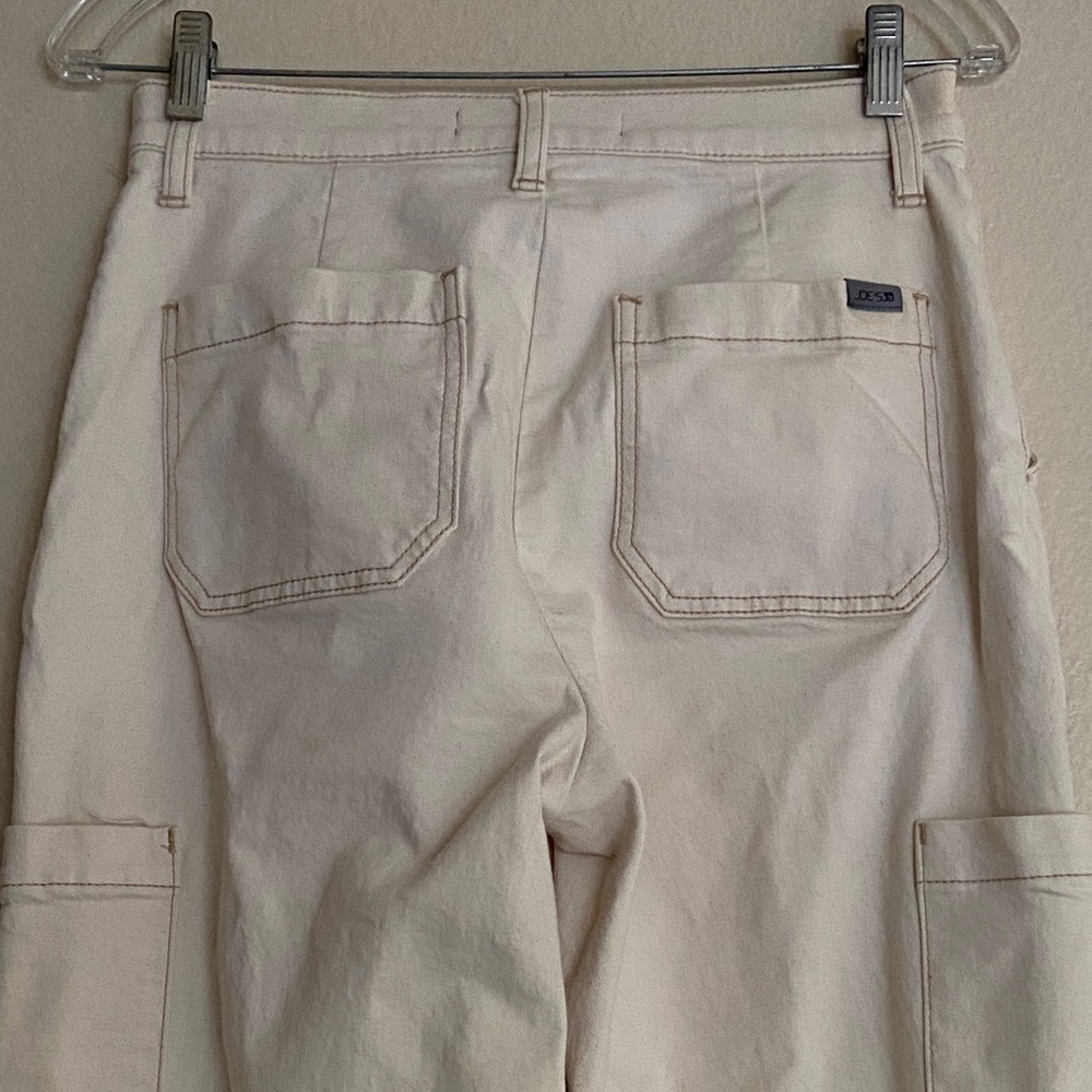 Joe’s Jeans Wide Leg Cargo Pants, in Ecru Size 27 - Picture 5 of 12
